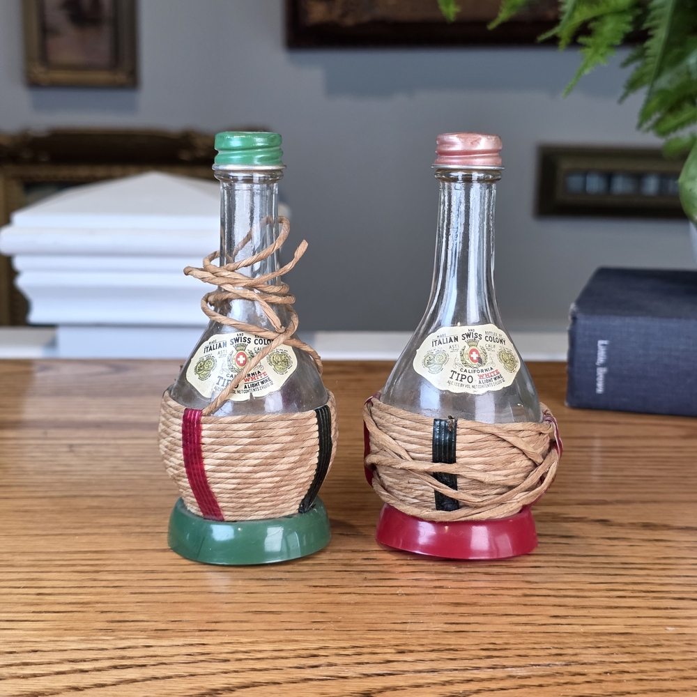 Vintage Italian Swiss Colony Tipo Wine Bottle Salt & Pepper Shakers - Raffia Wra